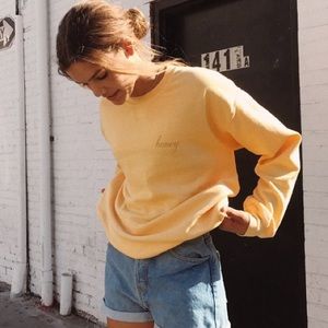 BRANDY MELVILLE HONEY SWEATER